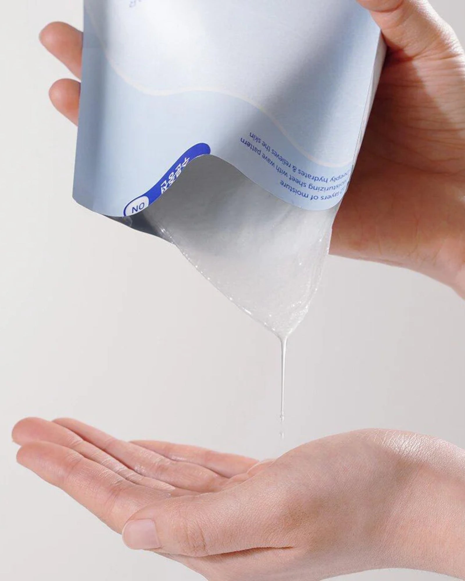 Ultra-low Molecular Hyaluronic Acid Mask ISNTREE