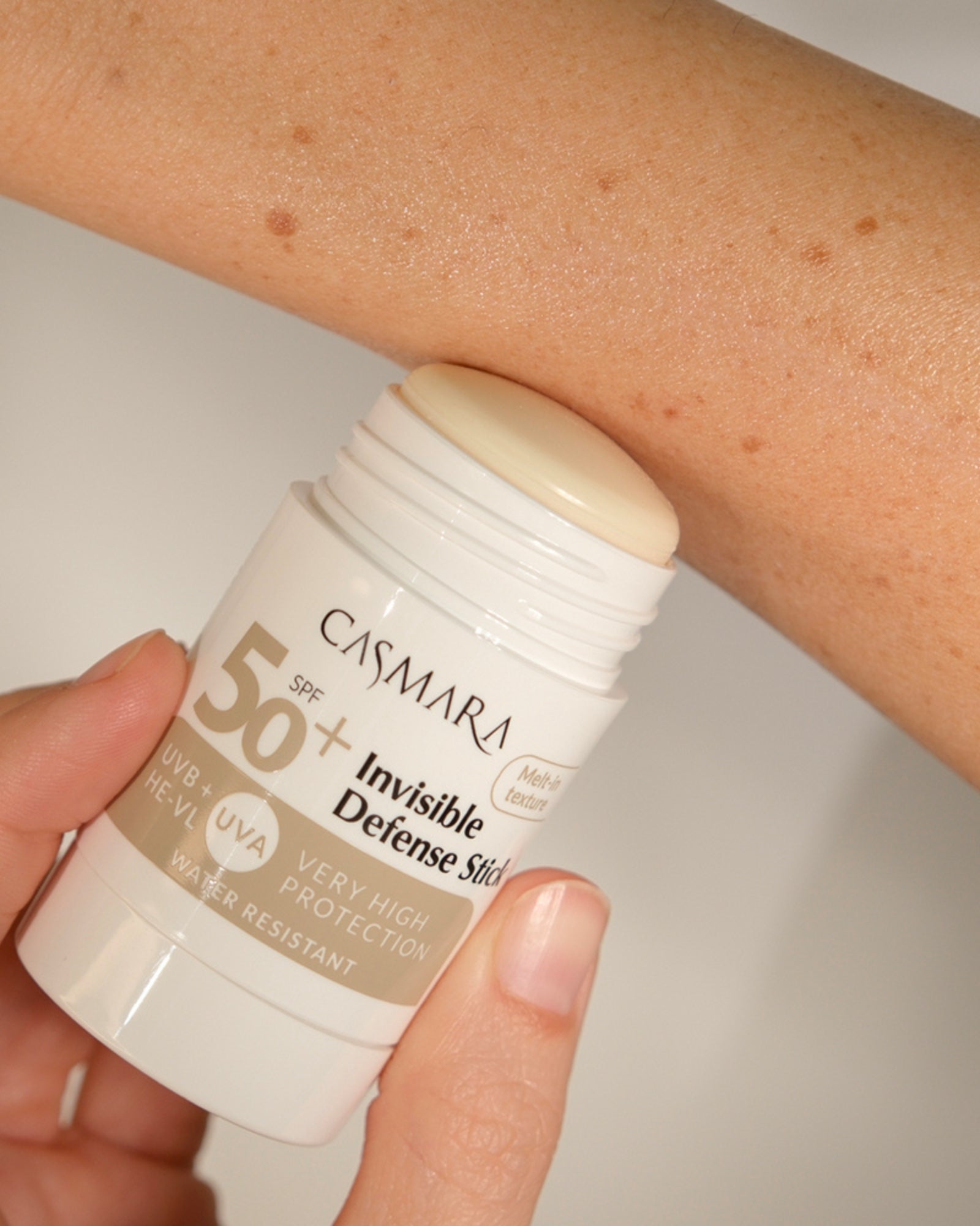 Invisible Defense Stick SPF 50+ Casmara