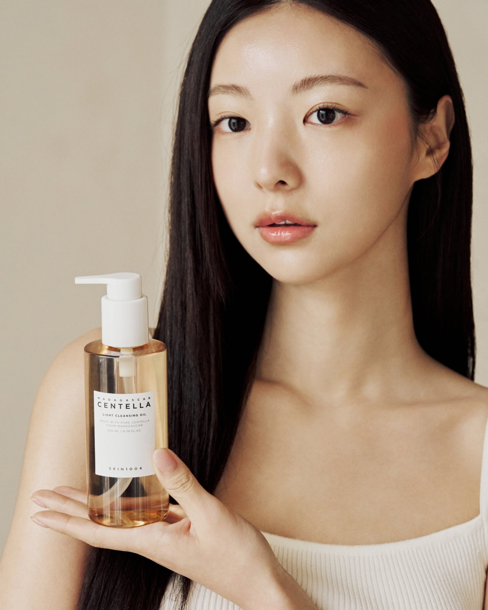 Madagascar Centella Light Cleansing Oil
