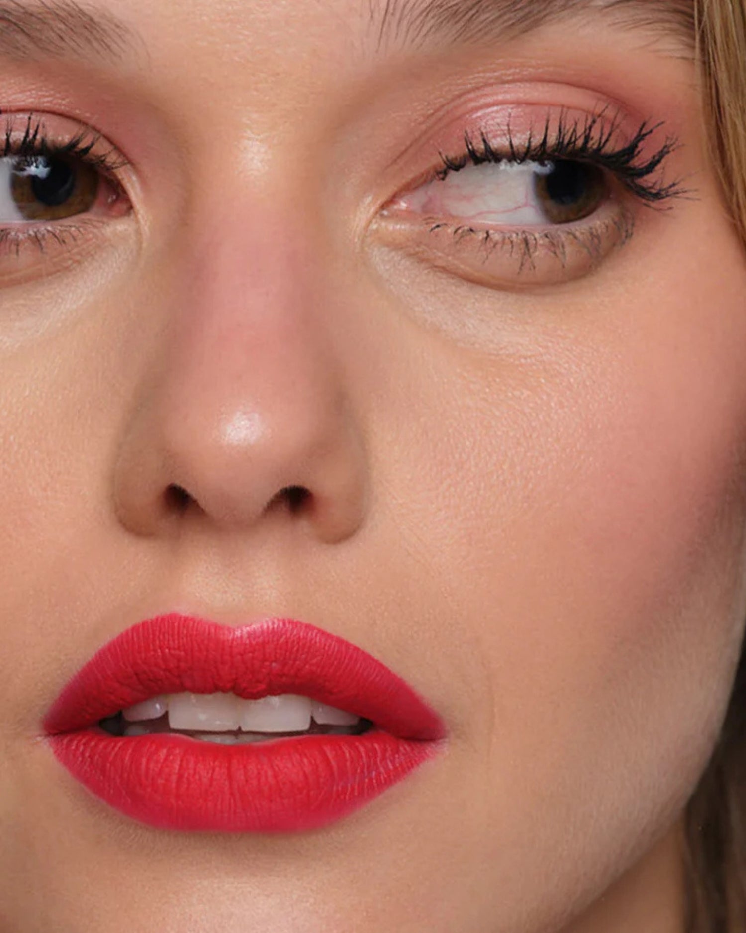 Labial Antiage Mate Red Lips ASIA